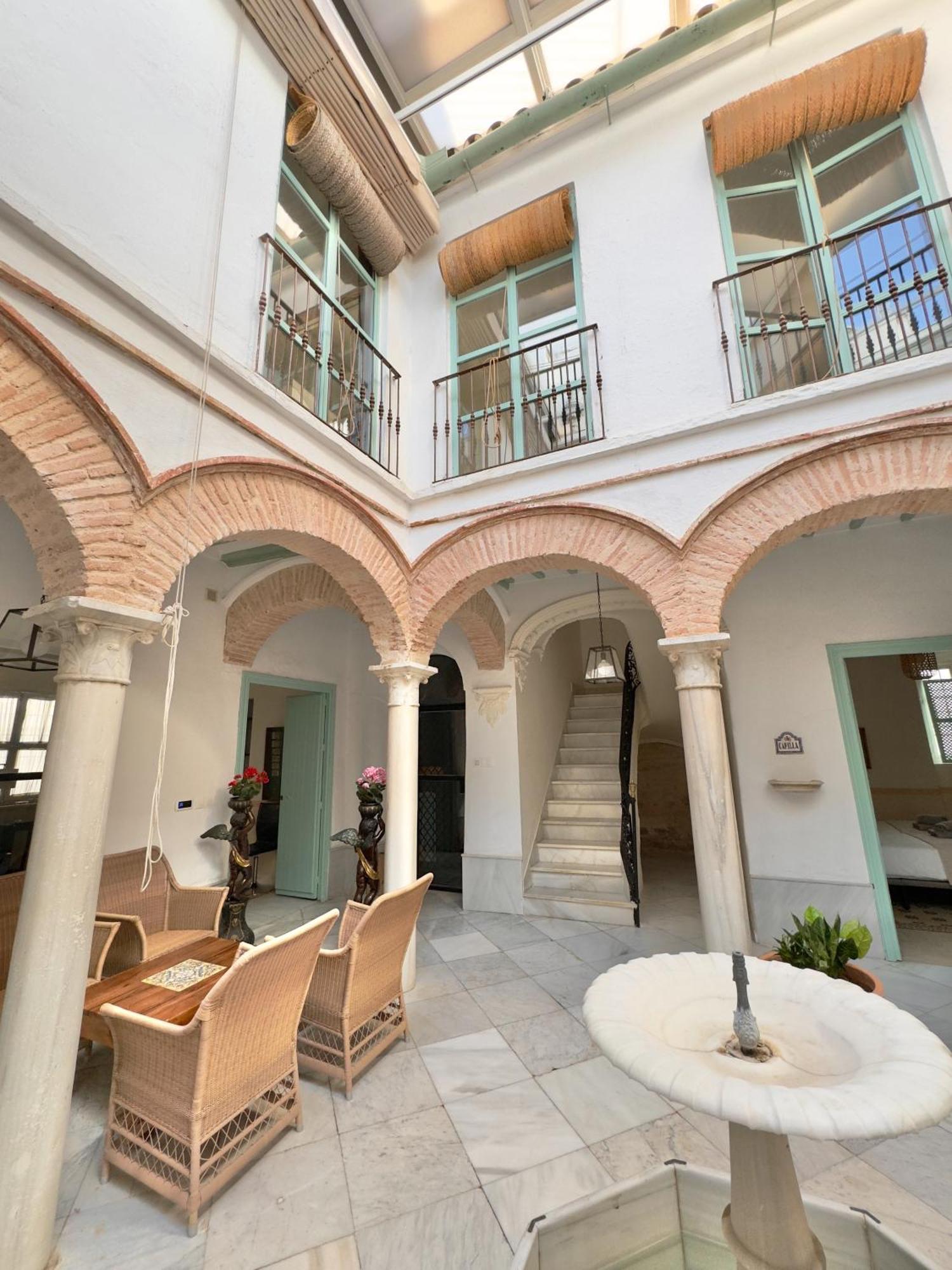 Ds Palacio De La Luna * Cordova